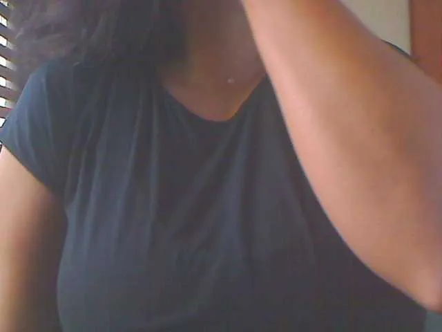 Live sex webcam photo for GIOVANNA-SEX #251955070