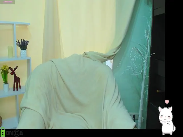 Live sex webcam photo for Gloria_grey_ #255670592