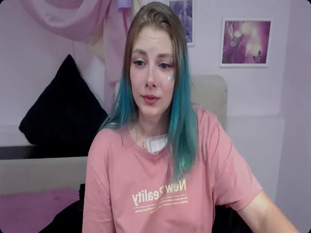 Live sex webcam photo for AprillSnow #260224872