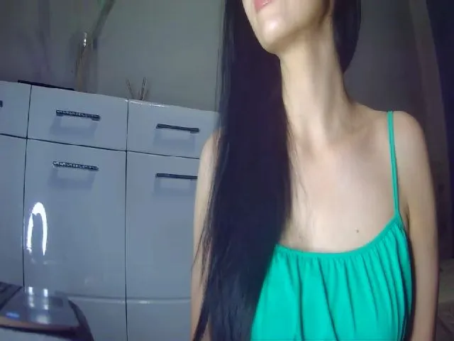 Live sex webcam photo for SugarMeee #258440096