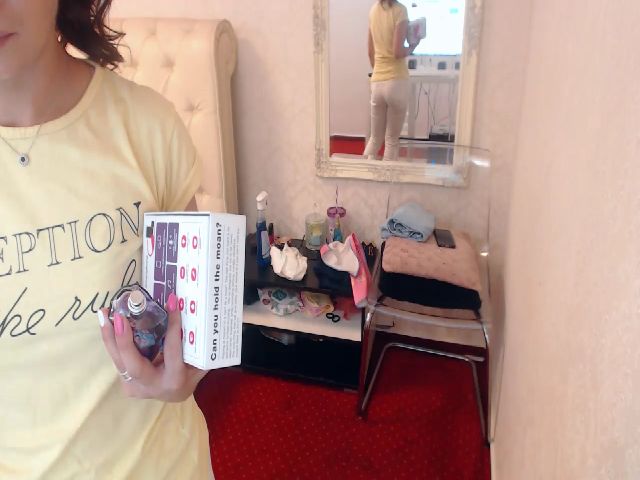 Live sex webcam photo for AlishaPacari #254367644