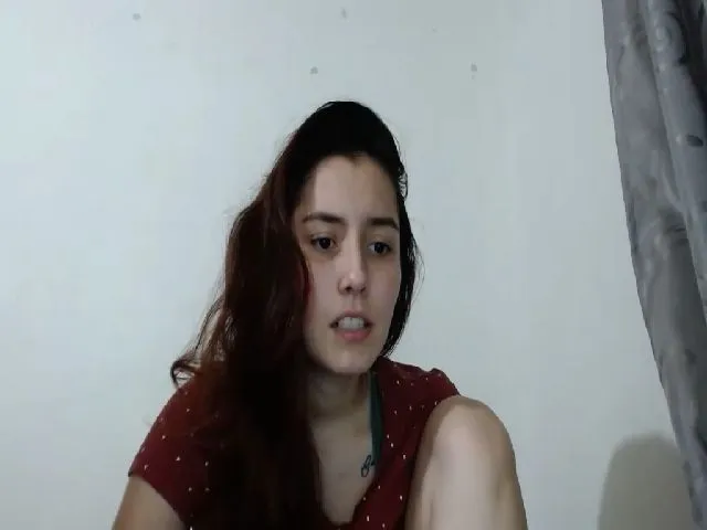Live sex webcam photo for Girlhot29 #261062745