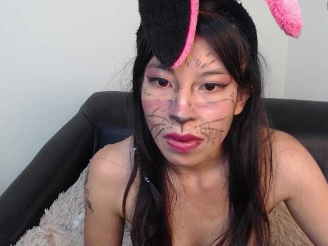 Live sex webcam photo for Megan-simmons #241095561