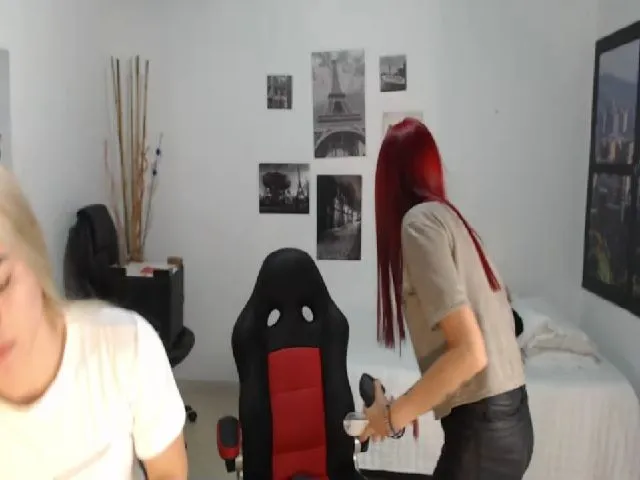 Live sex webcam photo for Thaunhty #252687406