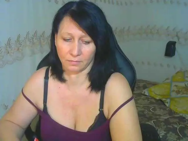 Live sex webcam photo for xxdaryaxx #240955141