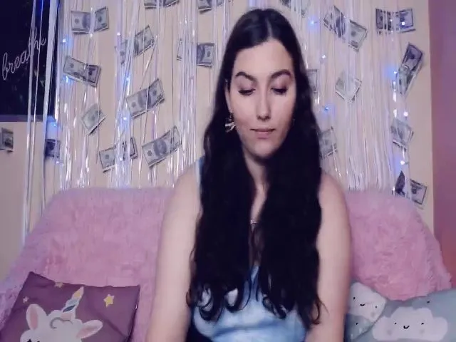 Live sex webcam photo for Innocent_Di #255254113