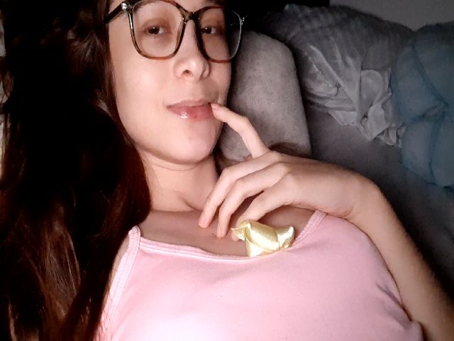 Live sex webcam photo for mxxsbrntt #263410694