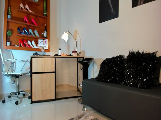 Live sex webcam photo for MrsEdha #259979715