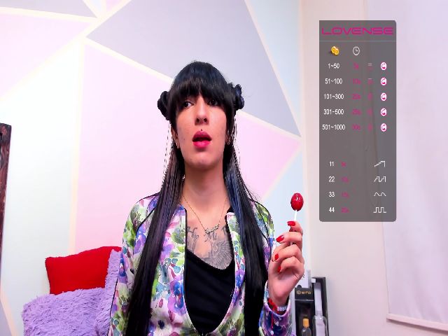 Live sex webcam photo for Violetatoo #254312801