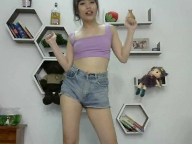 Live sex webcam photo for HahaNami #242753373