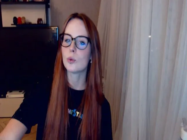 Live sex webcam photo for Klementina666 #256527485
