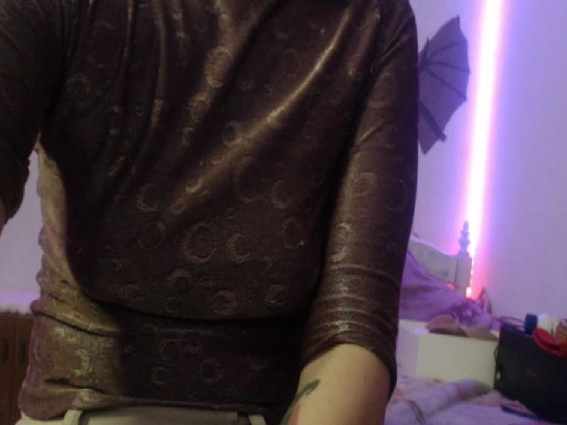 Live sex webcam photo for Dionisiaca #253192496