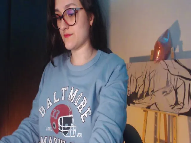 Live sex webcam photo for Miah_Peach #255246071