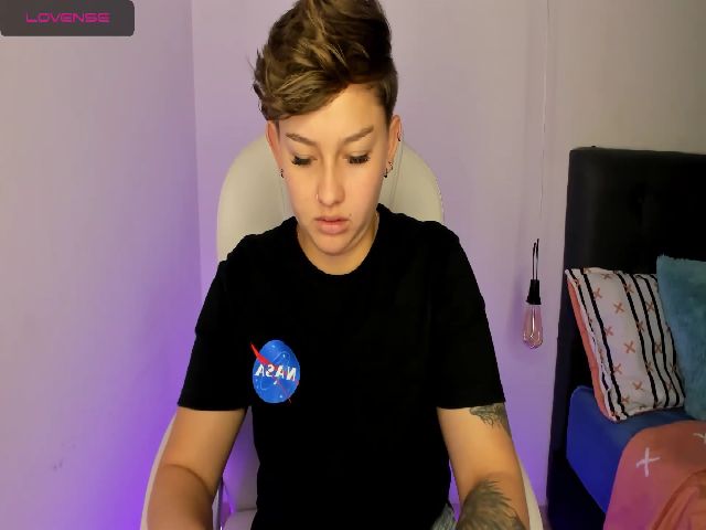 Live sex webcam photo for SalemJimenez #253662449