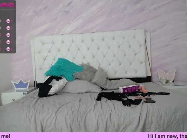 Live sex webcam photo for Karinapuerta #241089725