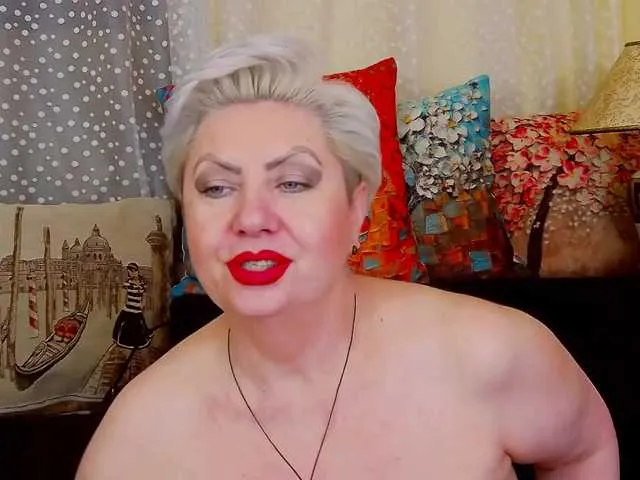 Live sex webcam photo for PoshLadyx #241043726