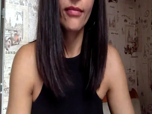 Live sex webcam photo for JolyBoss #257003667