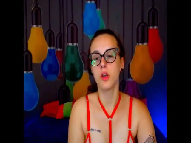 Live sex webcam photo for Kristi_Dook #261337480