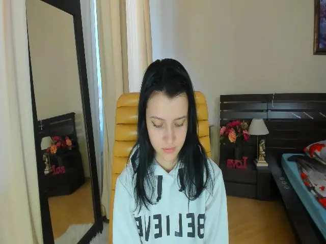 Live sex webcam photo for SoniNex #257487273