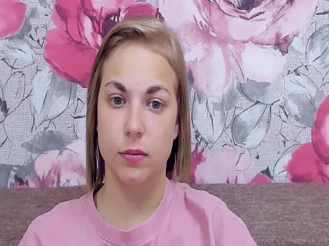 Live sex webcam photo for TataArdent #254610180