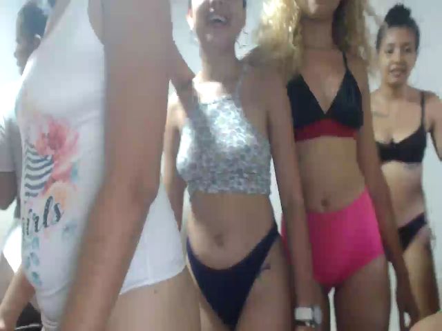 Live sex webcam photo for Frefreesx1 #265007197