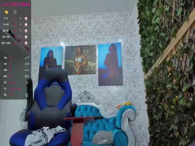 Live sex webcam photo for Katherin_Cruz #261359879