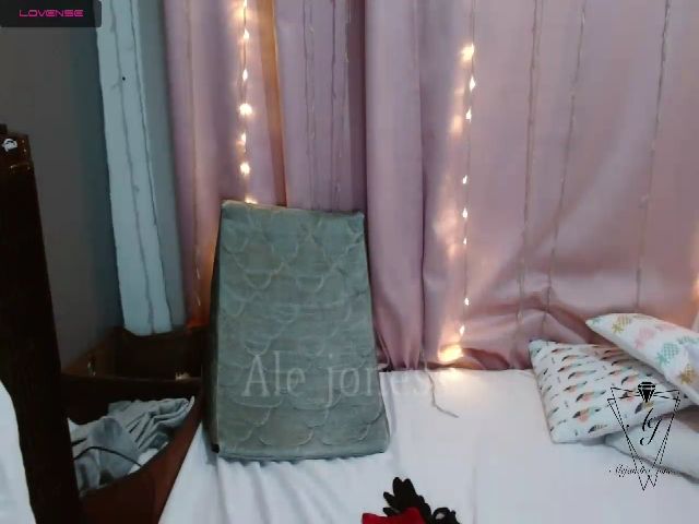 Live sex webcam photo for Ale_Jones #253109414