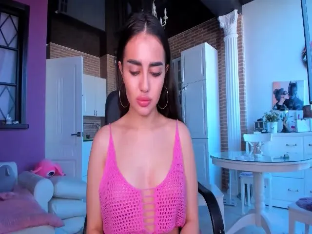 Live sex webcam photo for Lil_PrincessG #254372469
