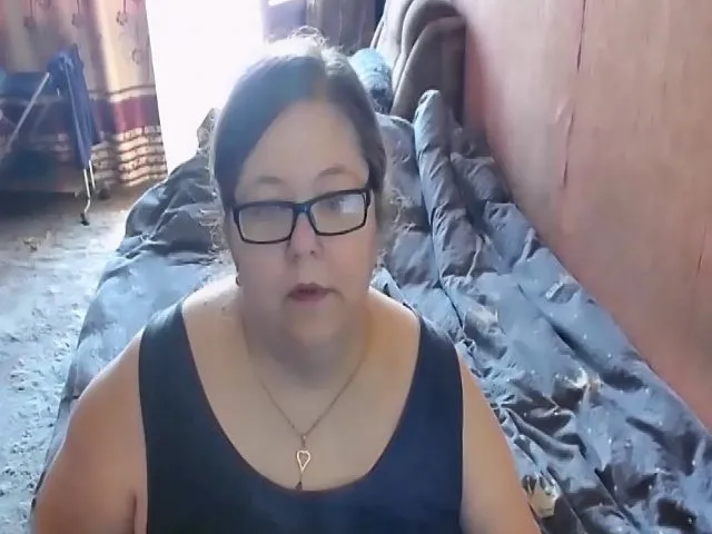 Live sex webcam photo for HotXXXGirl1 #259017337
