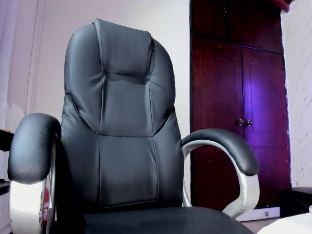 Live sex webcam photo for Marilyncruz__ #264333806