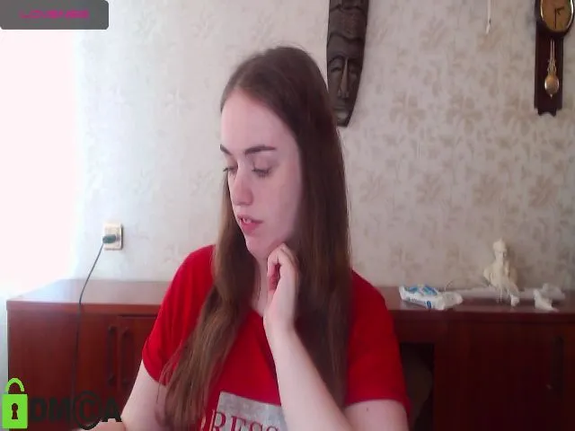 Live sex webcam photo for Fi_Lena #260607606