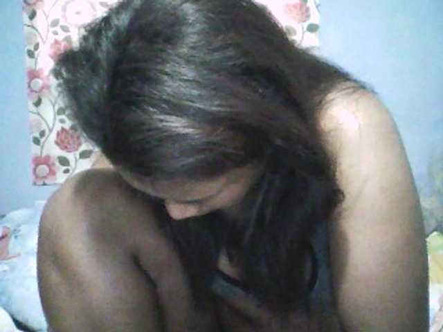 Live sex webcam photo for mybigass15 #243104173