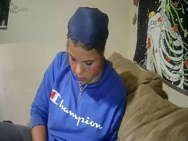 Live sex webcam photo for Lilmisspurp #256183353