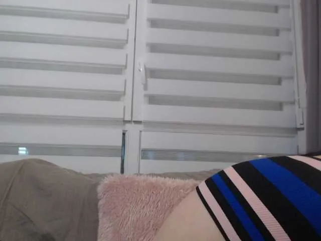 Live sex webcam photo for cleophee #287942218