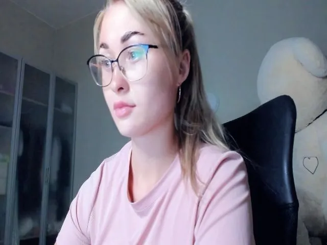 Live sex webcam photo for Mistress_Eva_ #255175369