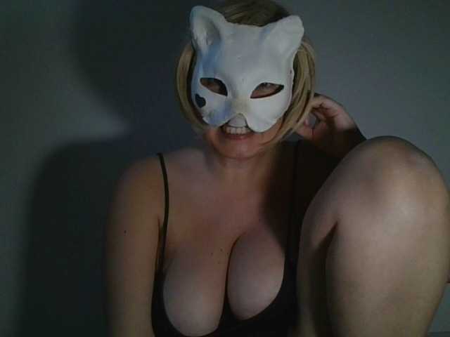 Live sex webcam photo for laslizaza #241280947