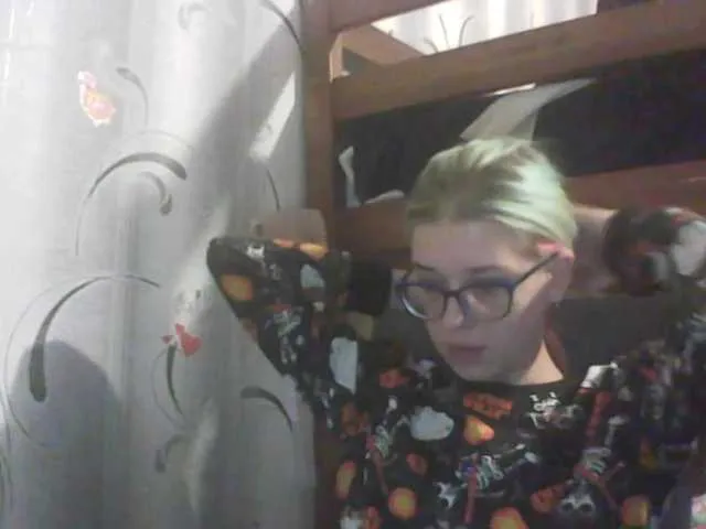 Live sex webcam photo for malvinella #259432492