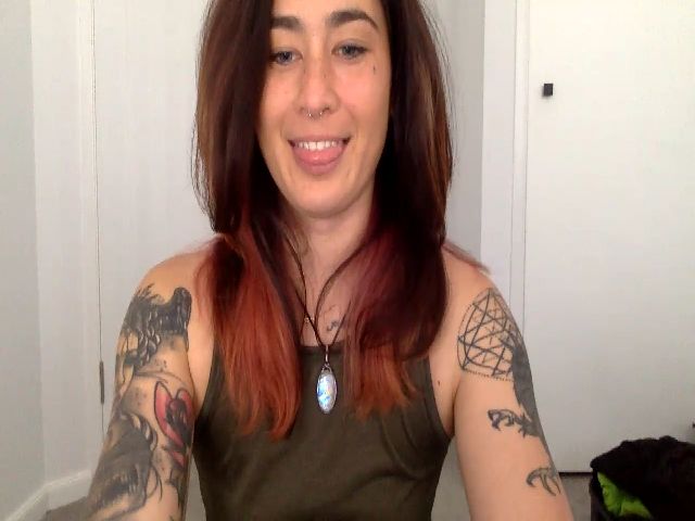 Live sex webcam photo for BillieFox_ #256632618