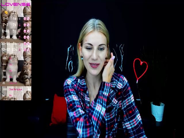 Live sex webcam photo for LiliManchest #260124567