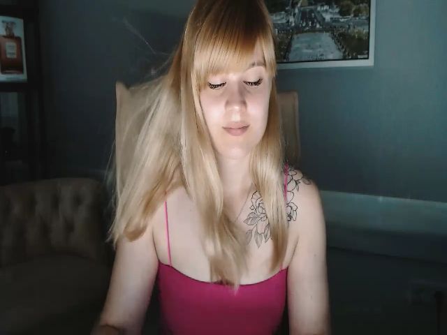 Live sex webcam photo for AdelinaBlondy #262629595