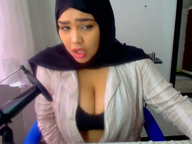 Live sex webcam photo for Shalyn_ #253174872