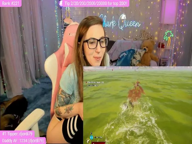 Live sex webcam photo for TheSharkQueen #253642435
