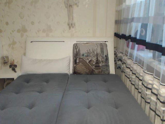 Live sex webcam photo for Glamkisssa #253807385