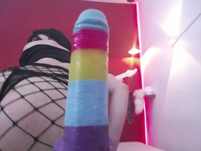 Live sex webcam photo for Cat-Ady #245259123