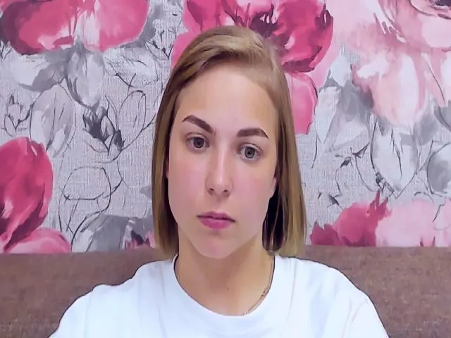 Live sex webcam photo for TataArdent #261663140