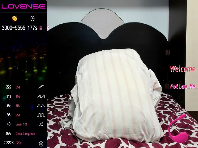 Live sex webcam photo for SquirtyAly69 #260507151