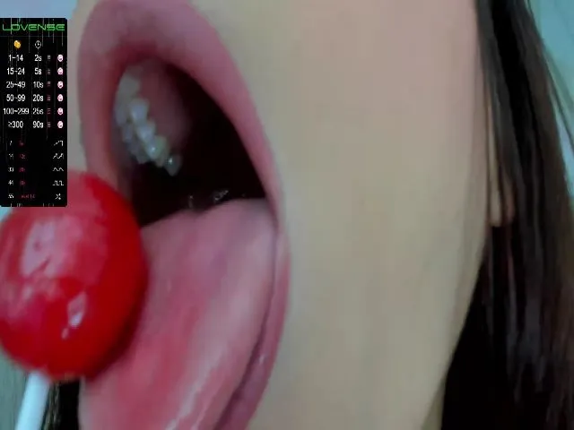 Live sex webcam photo for Jimena_saenz #256130919