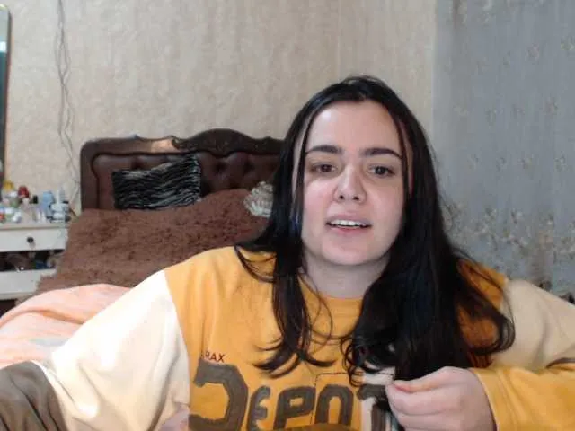 Live sex webcam photo for Katernia48 #241184741