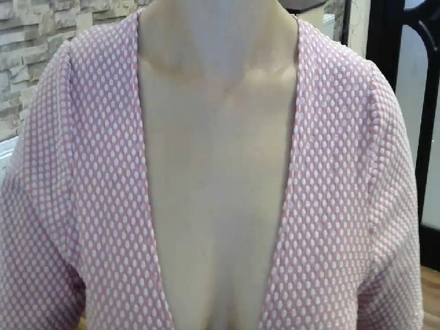 Live sex webcam photo for Velicious7 #254445961