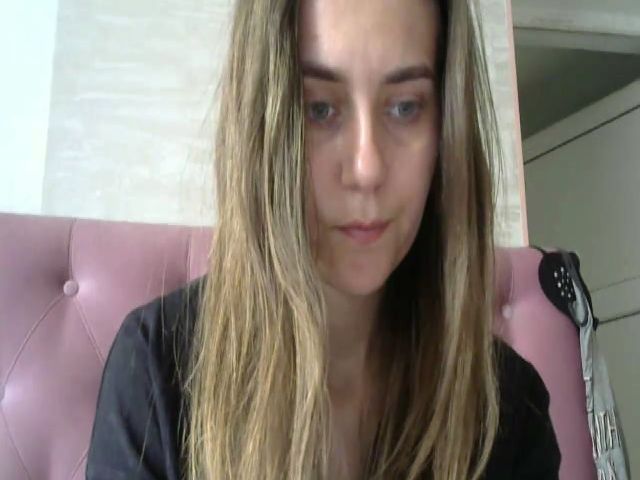 Live sex webcam photo for Jessica1717 #255910835